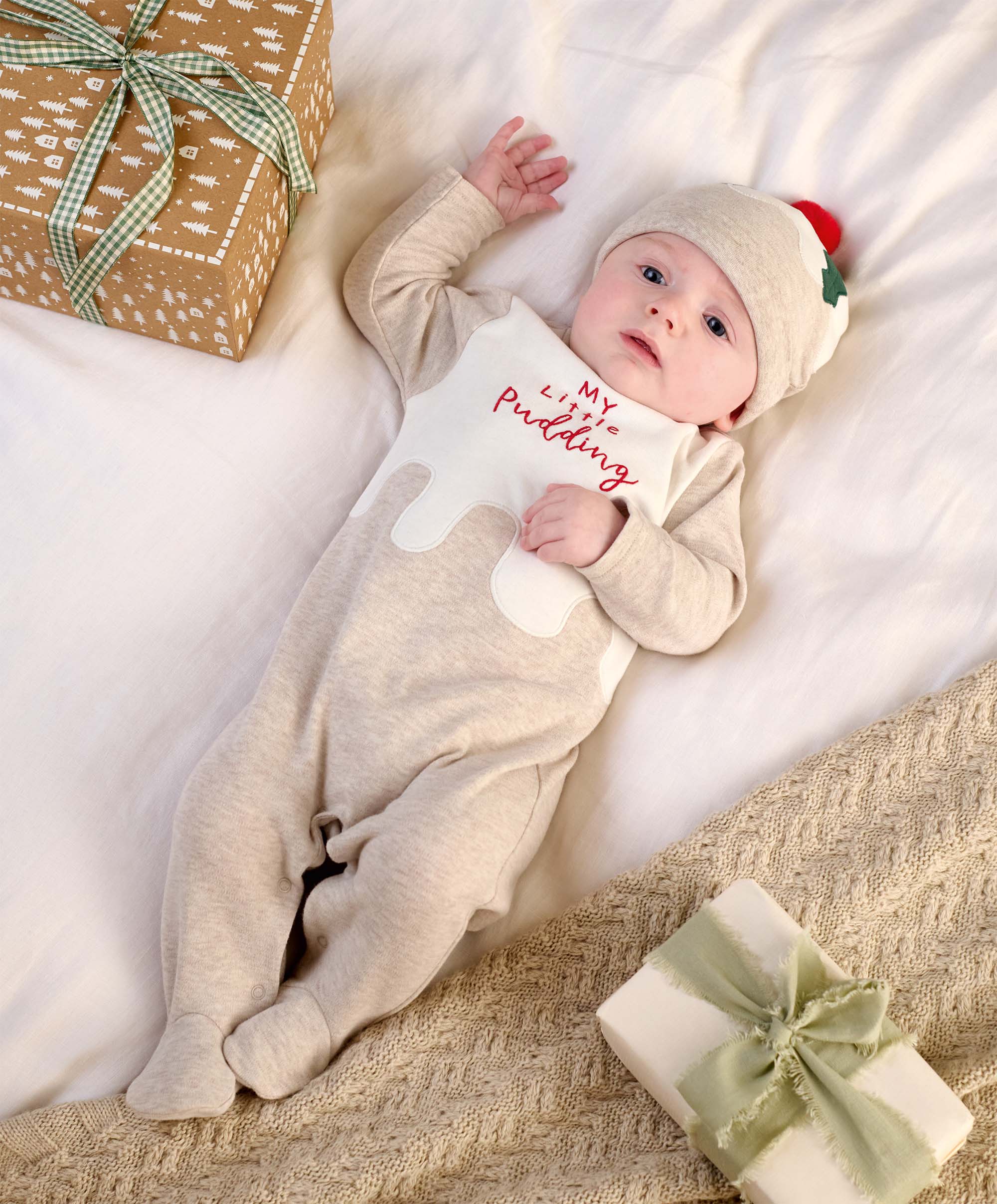 Christmas pudding shop outfit child