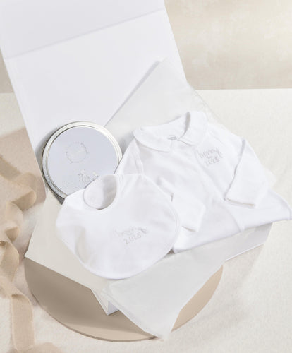 Mamas & Papas Gift Boxes Born in 2025 Baby Boy Gift Box - Medium