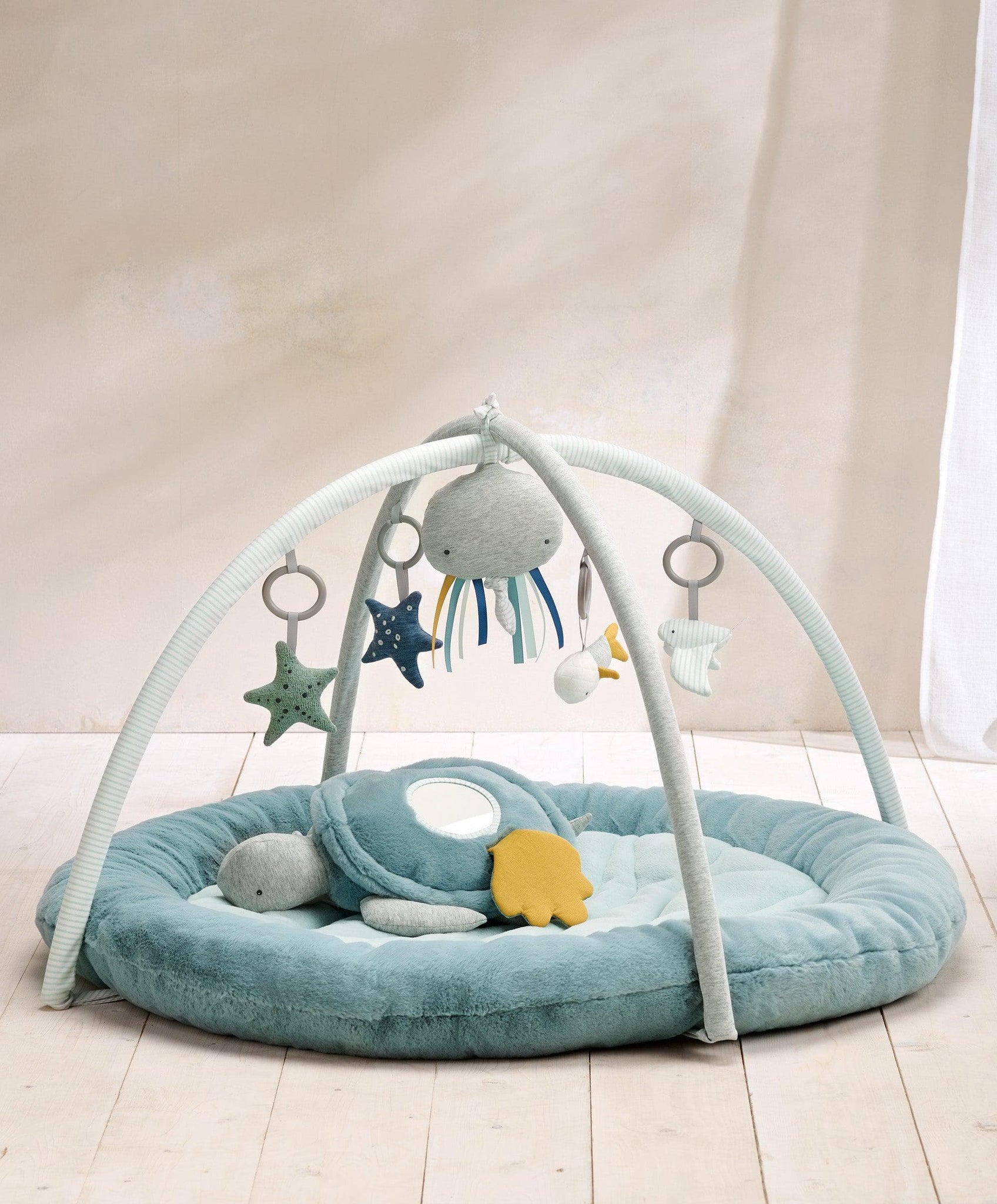 Mamas and papas baby gym online