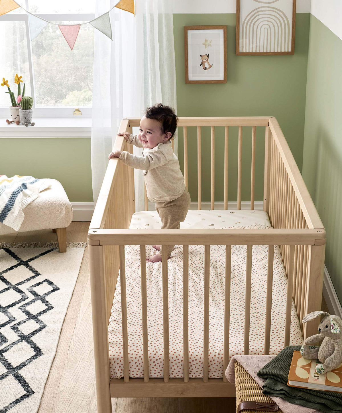 Mamas papas hot sale cot bed