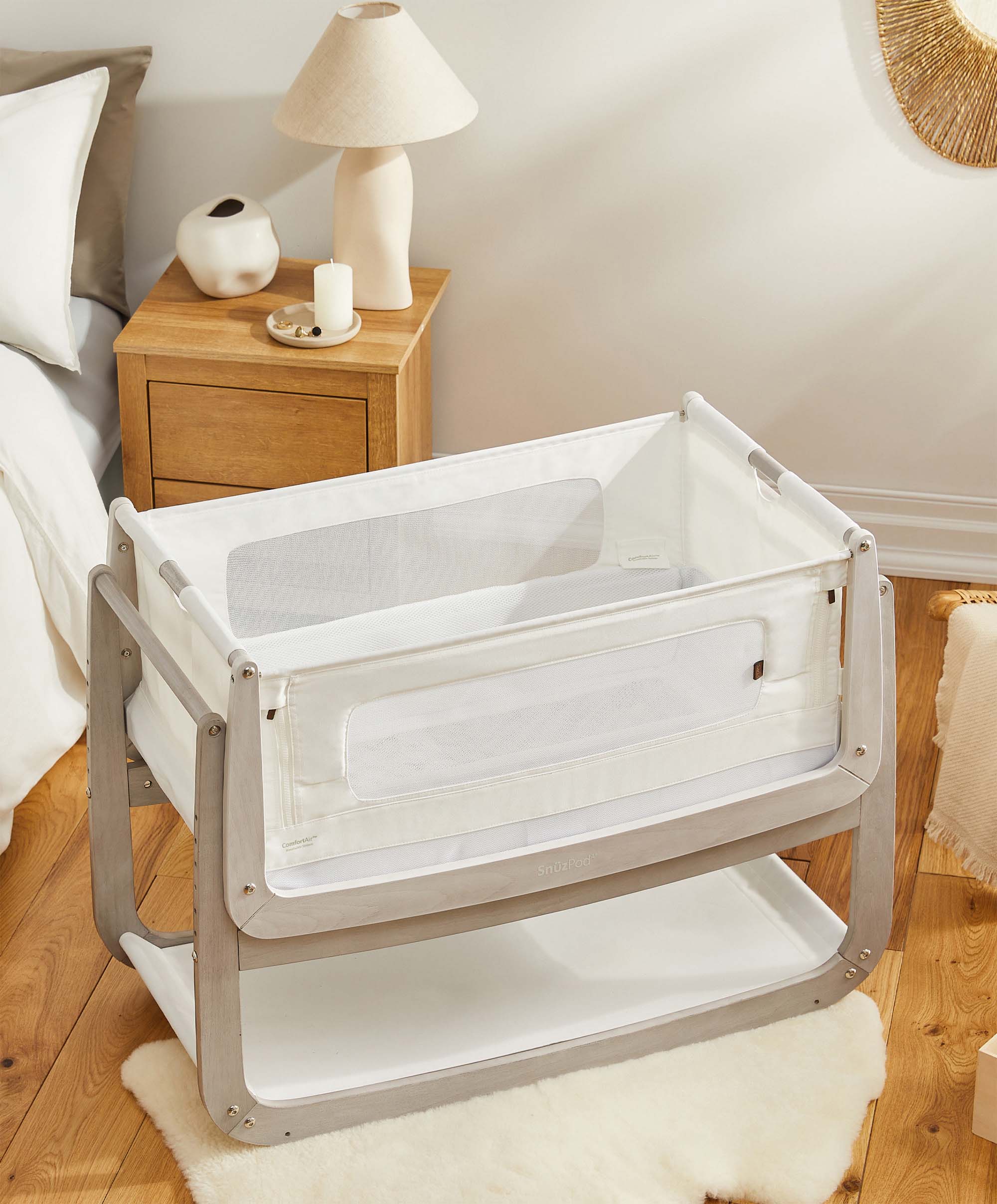 Chicco Next 2 Me Dream - Luna  Nursery Furniture – Mamas & Papas UK