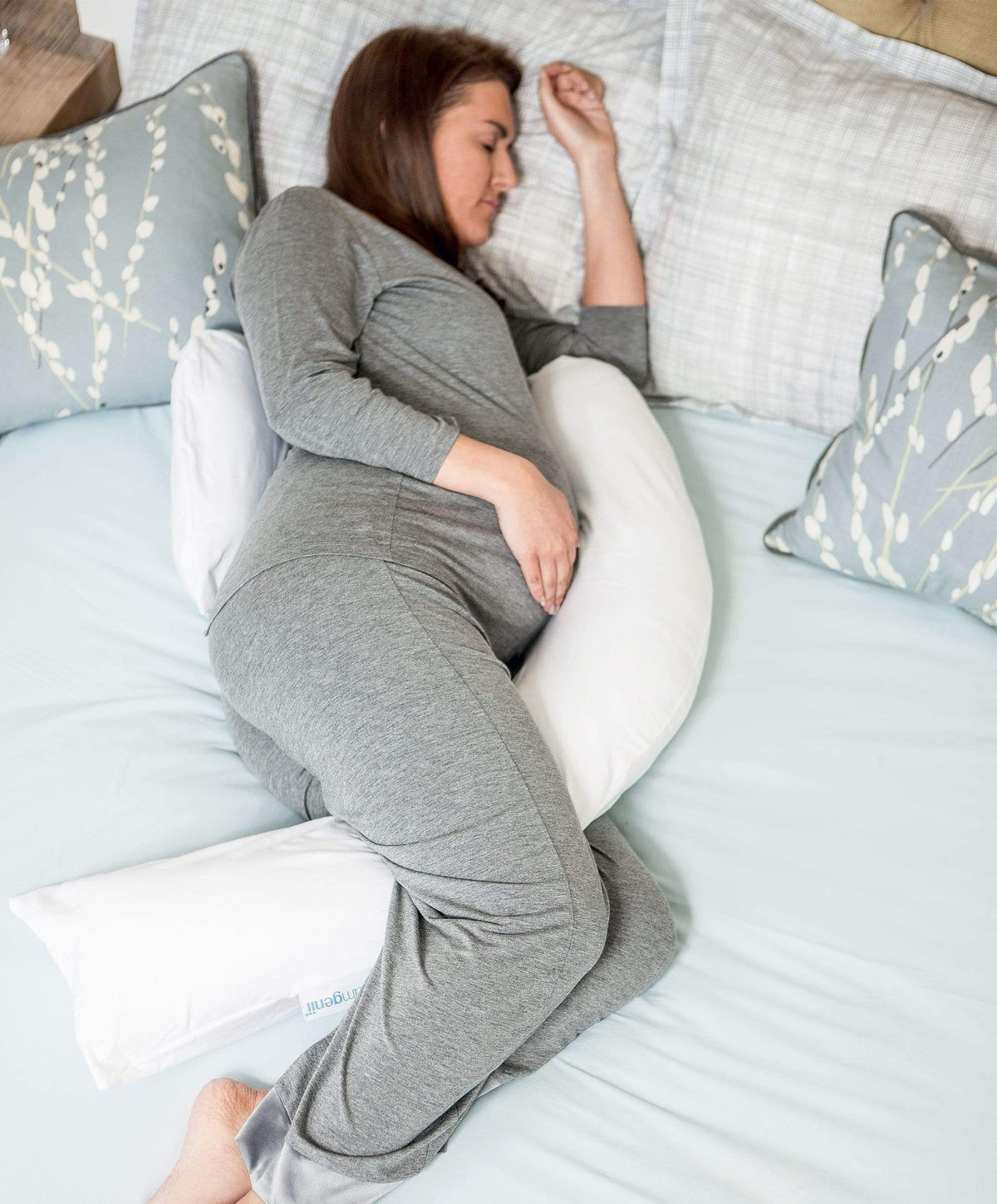 Dreamgenii Pregnancy Support Pillow White
